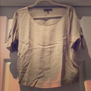 Matty M women’s silk top size small beige ruffled